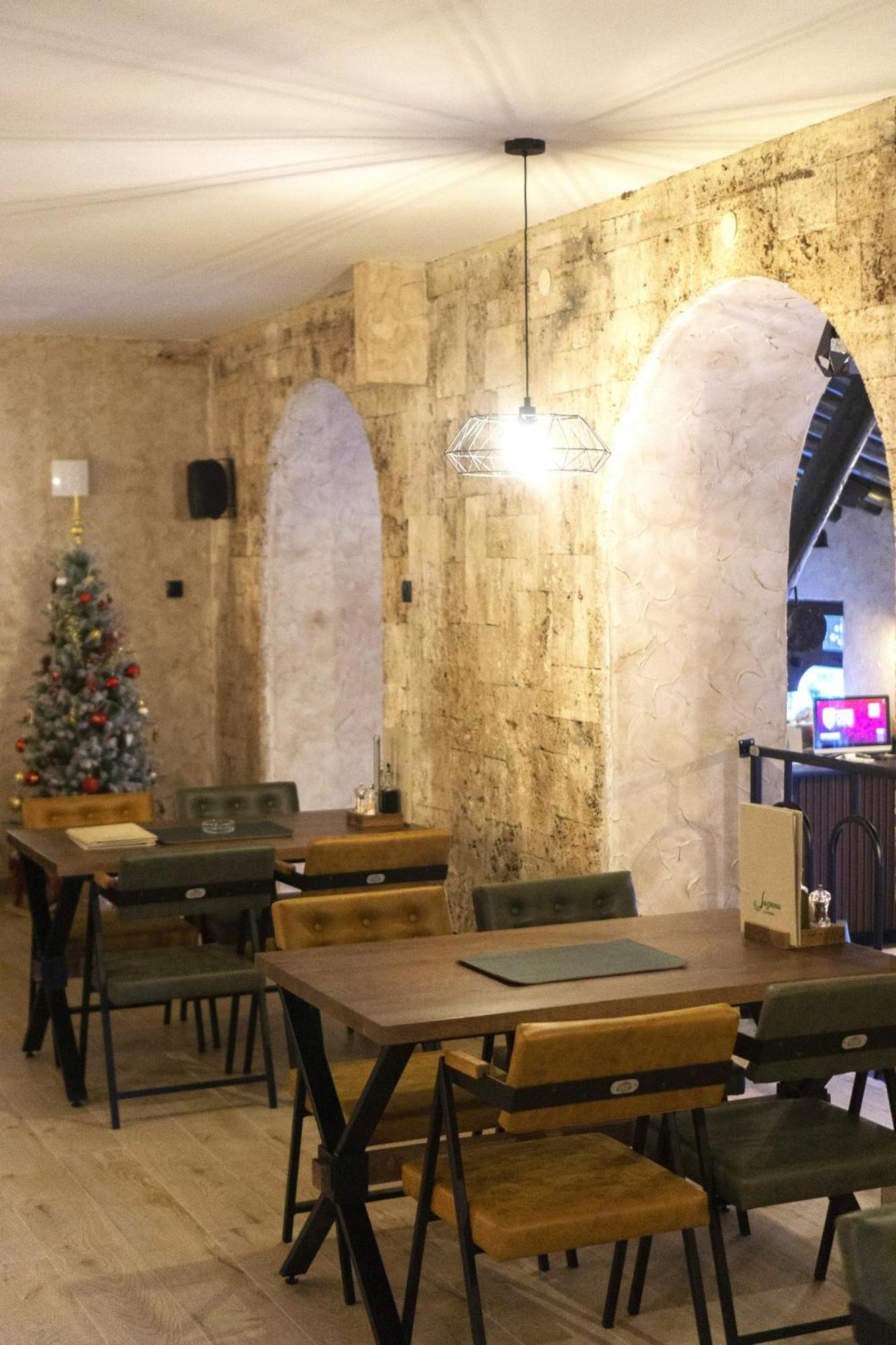 Jazina Hotel Trebinje Exterior foto